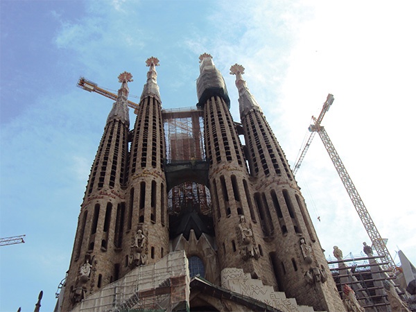 Construction Sagrada Familia Gaudi Visiter Barcelone en 5 jours Blog Voyage MSDV