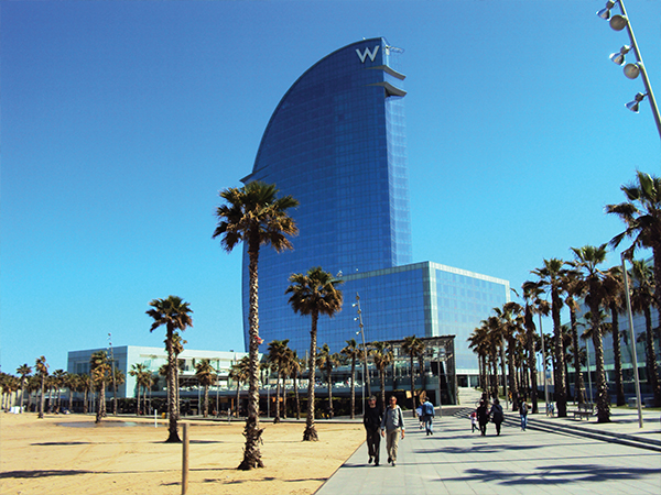 Hotel W Barcelone plage blog voyage - visiter Barcelone en 5 jours : incontournables de Barcelone