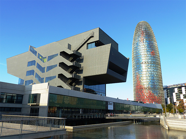 Musée du Design Barcelone Tour Agbar Gloriès