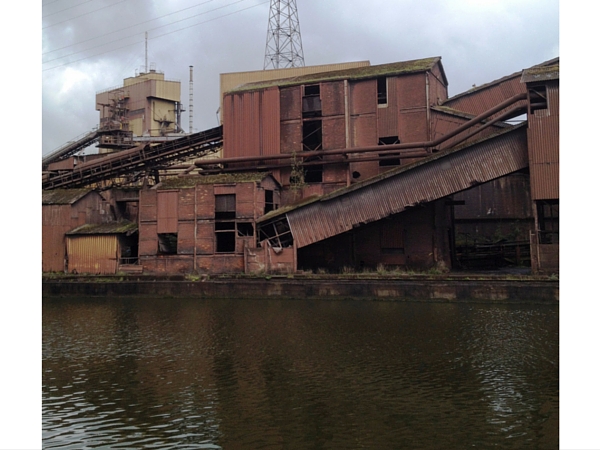 Urbex charleroi usine hallage