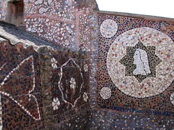 Mosaique Maison Picassiette Chartres - découvrir Chartres