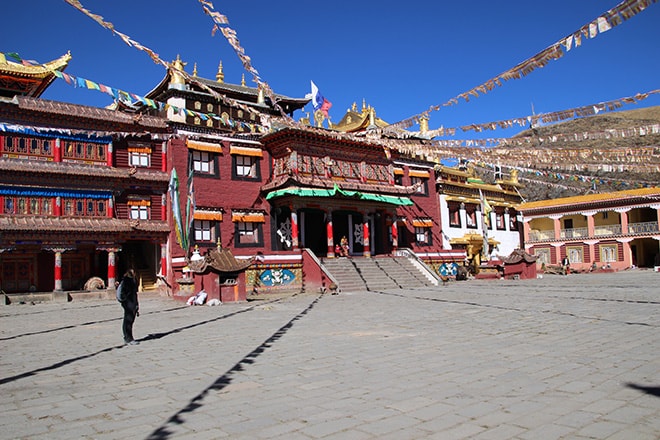 Monastere interieur Tagong Sichuan Chine