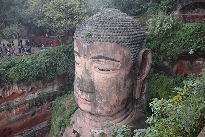 bouddha de Leshan vue d'en haut Chengdu Chine