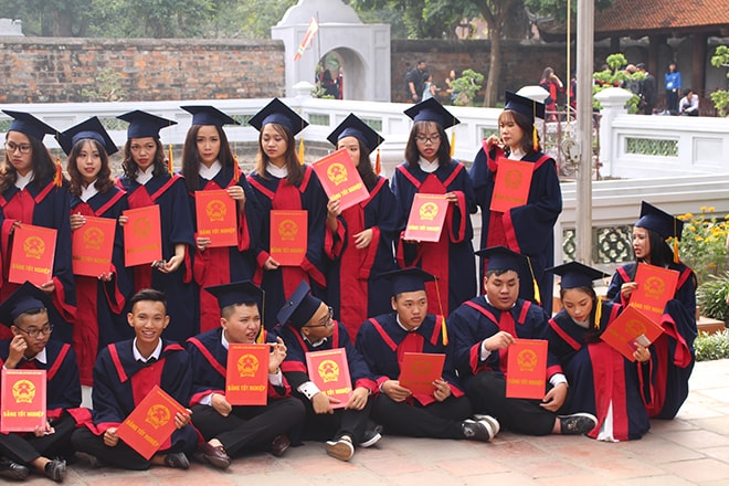 remise diplome Hanoi Vietnam