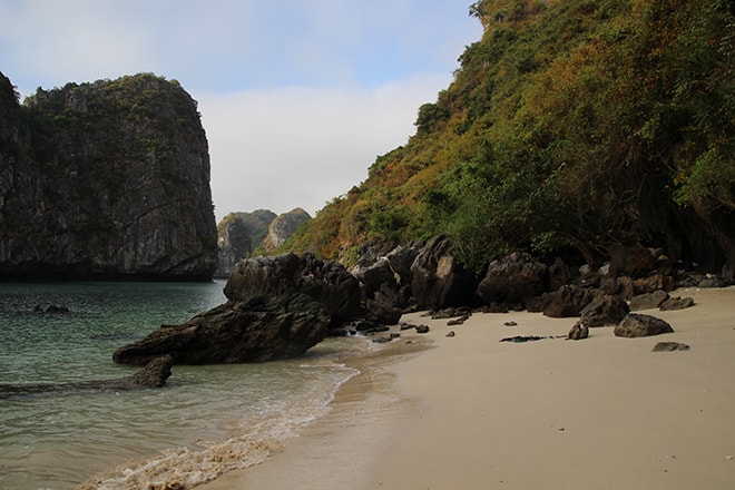 Crique Cat Ba Baie d'Halong Vietnam