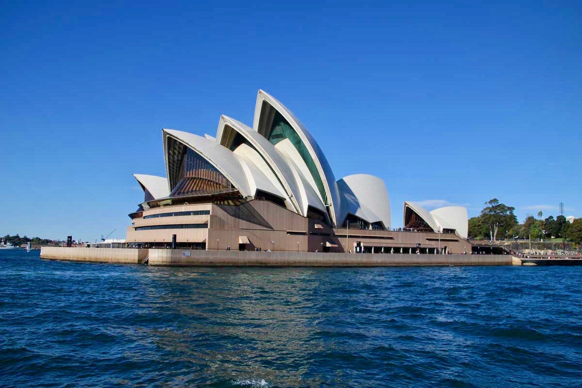 Opera de Sydney vu depuis le ferry