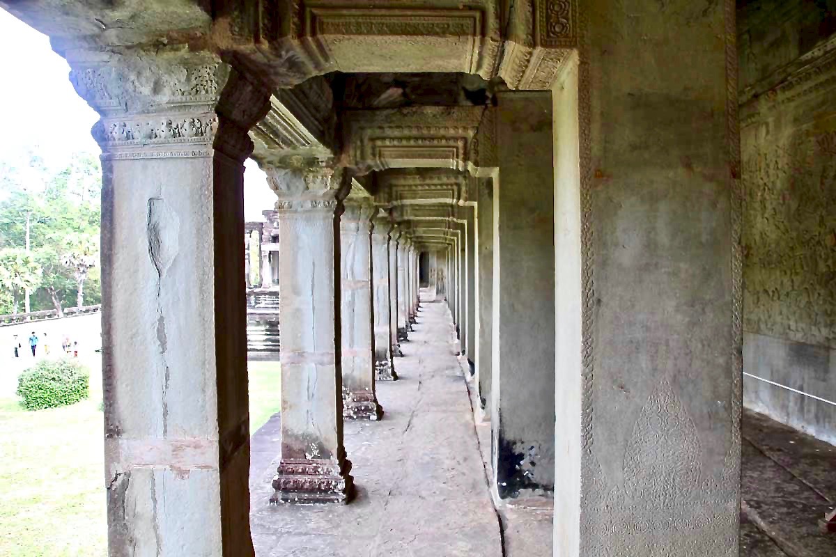 couloir Angkor Wat Temples Cambodge