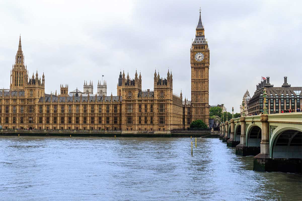 Palais-de-Westminster-Tamise-Londres